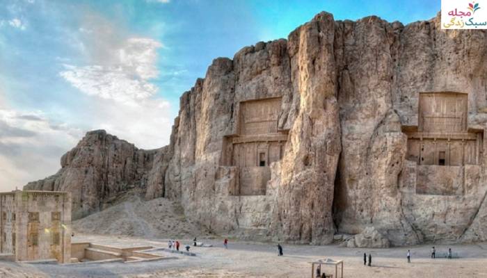 نقش رستم؛ جاهای دیدنی تاریخی در سفر به شیراز