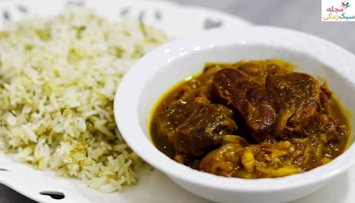 یخنی گوشت از غذاهای محلی مشهد